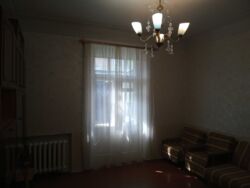 Продам 2-кімнатну квартиру 50,3 сталінка Рабоча. фото 2
